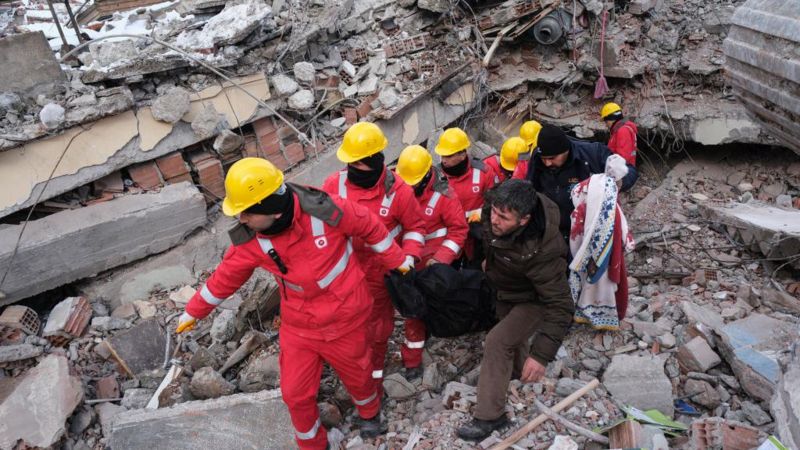 टर्की–सिरिया भूकम्पमा परी १९ हजारको ज्यान गयो, प्रभावित क्षेत्रमा खाद्यान्न र पानीको अभाव 